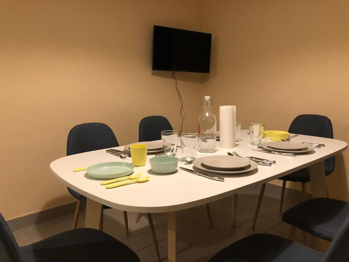 Magnifique Appartement Tout Equipe - 6 Personnes Le Puy-en-Velay Exterior foto